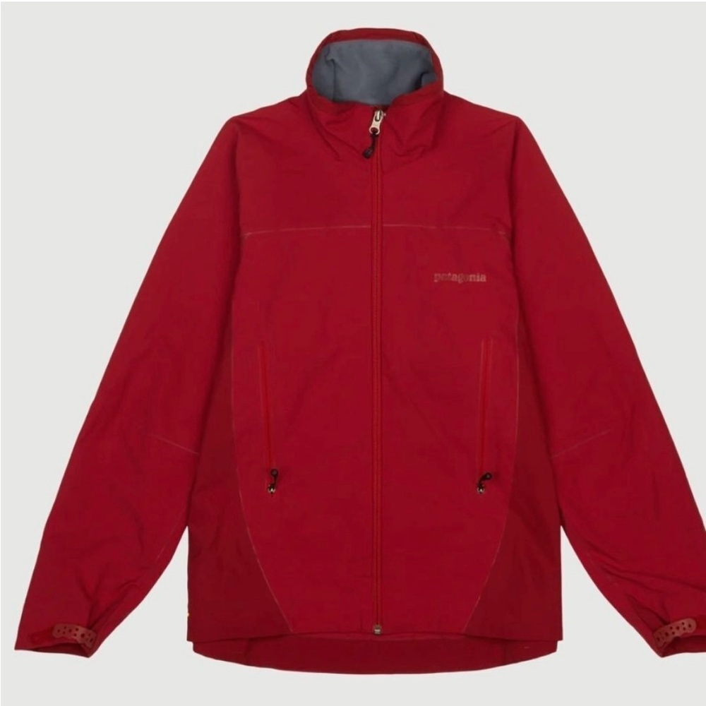 Patagonia Figure 4 Water Resistant Windbreaker in Pandora Red Size Medium